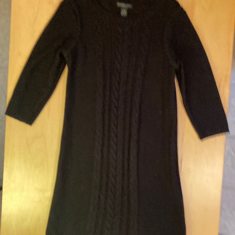 DESIGN HISTORY Black mini sweater dress / tunic sweater. Size L.